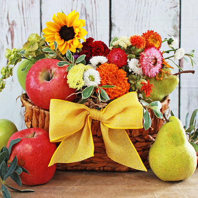 Fruit & Flowers: Gourmet Gift Basket