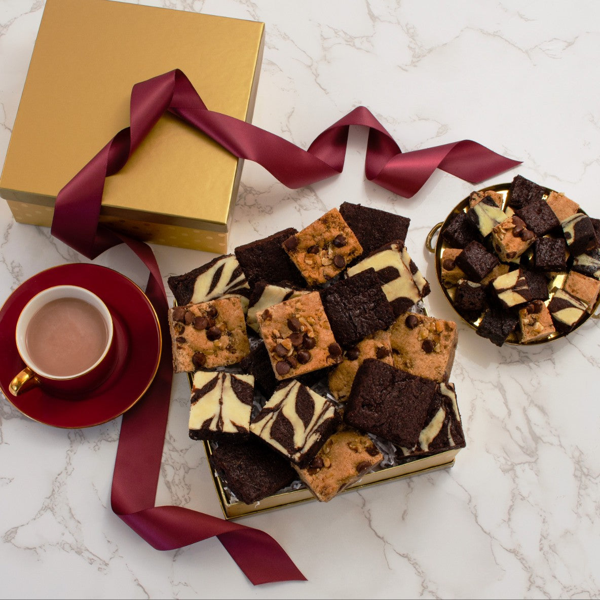 Fudge Lover's: Kosher Brownie & Blondie Gift Box