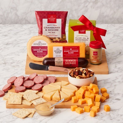 Cheeseboard Delights: Gourmet Cheese Gift Set