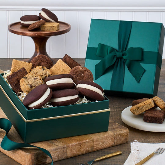 Tis The Season Bakery Gift Box - Medium