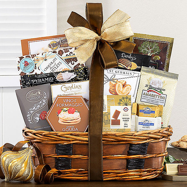 Gourmet Traditions: Sweet & Savory Gift Basket