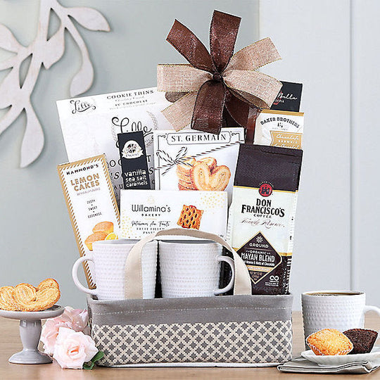Coffee & Tea Delights: Gourmet Gift Basket